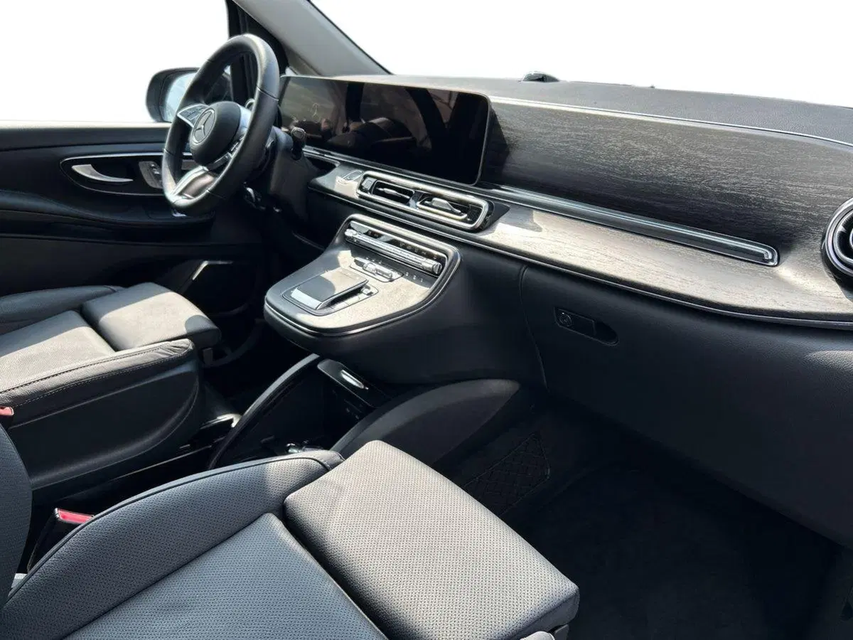 Mercedes-Benz Classe V usata a Milano (15)
