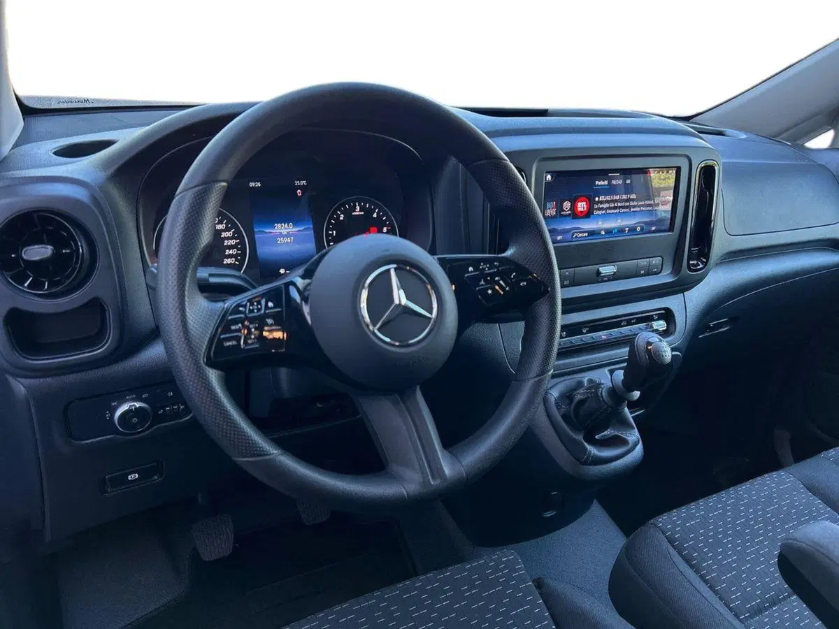 Mercedes-Benz Vito usata a Milano (11)