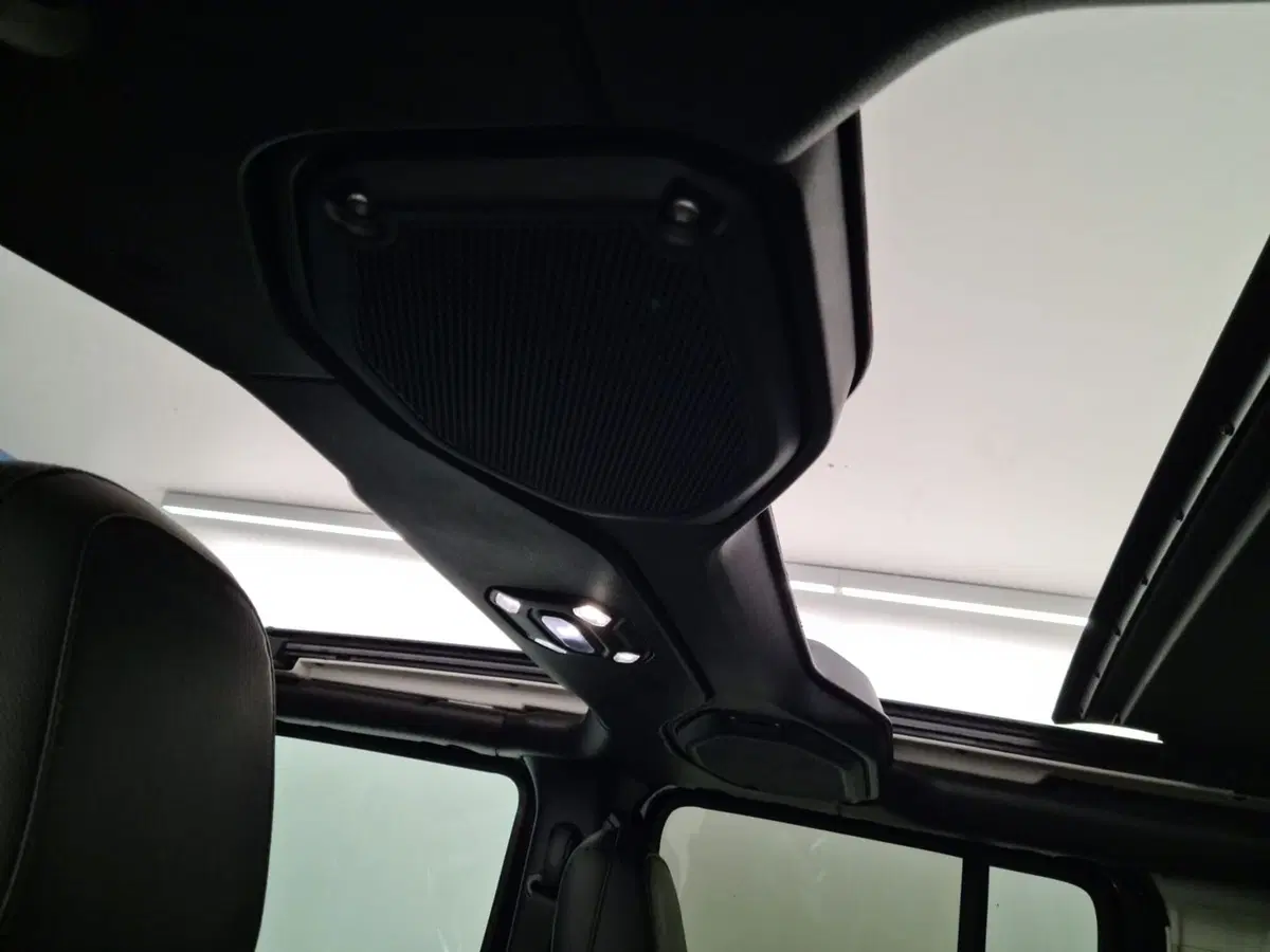 Jeep Wrangler Unlimited usata a Bergamo (14)