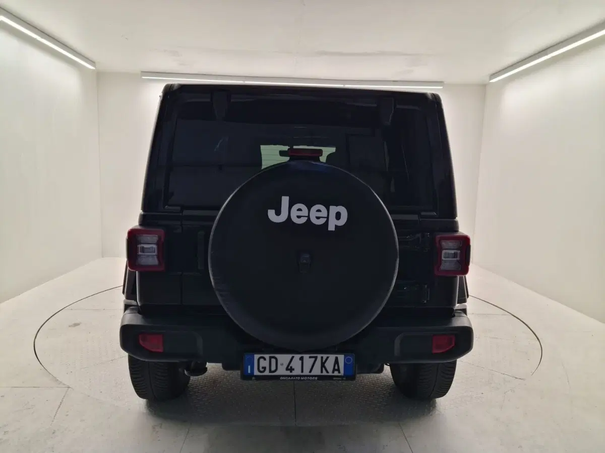 Jeep Wrangler Unlimited usata a Bergamo (4)