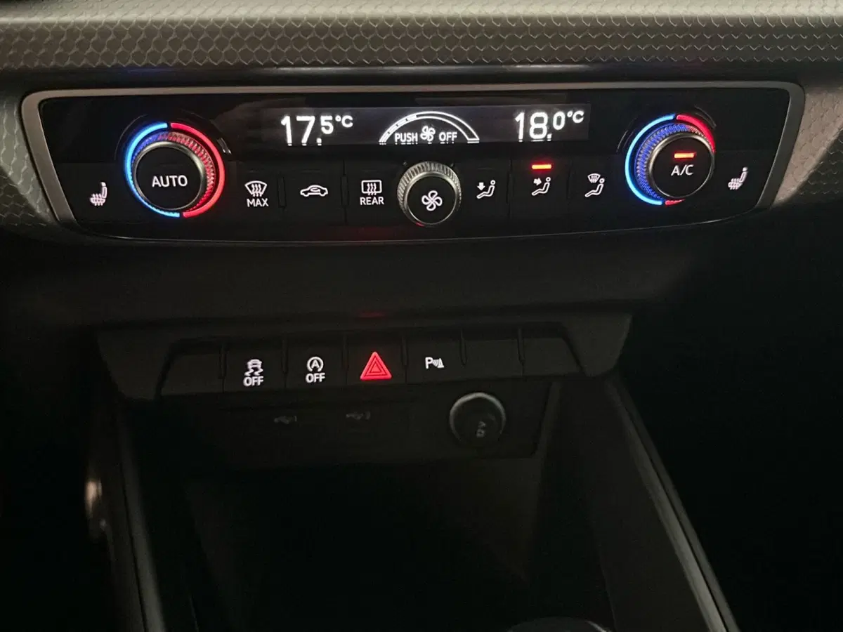 Audi A1 allstreet usata a Napoli (15)