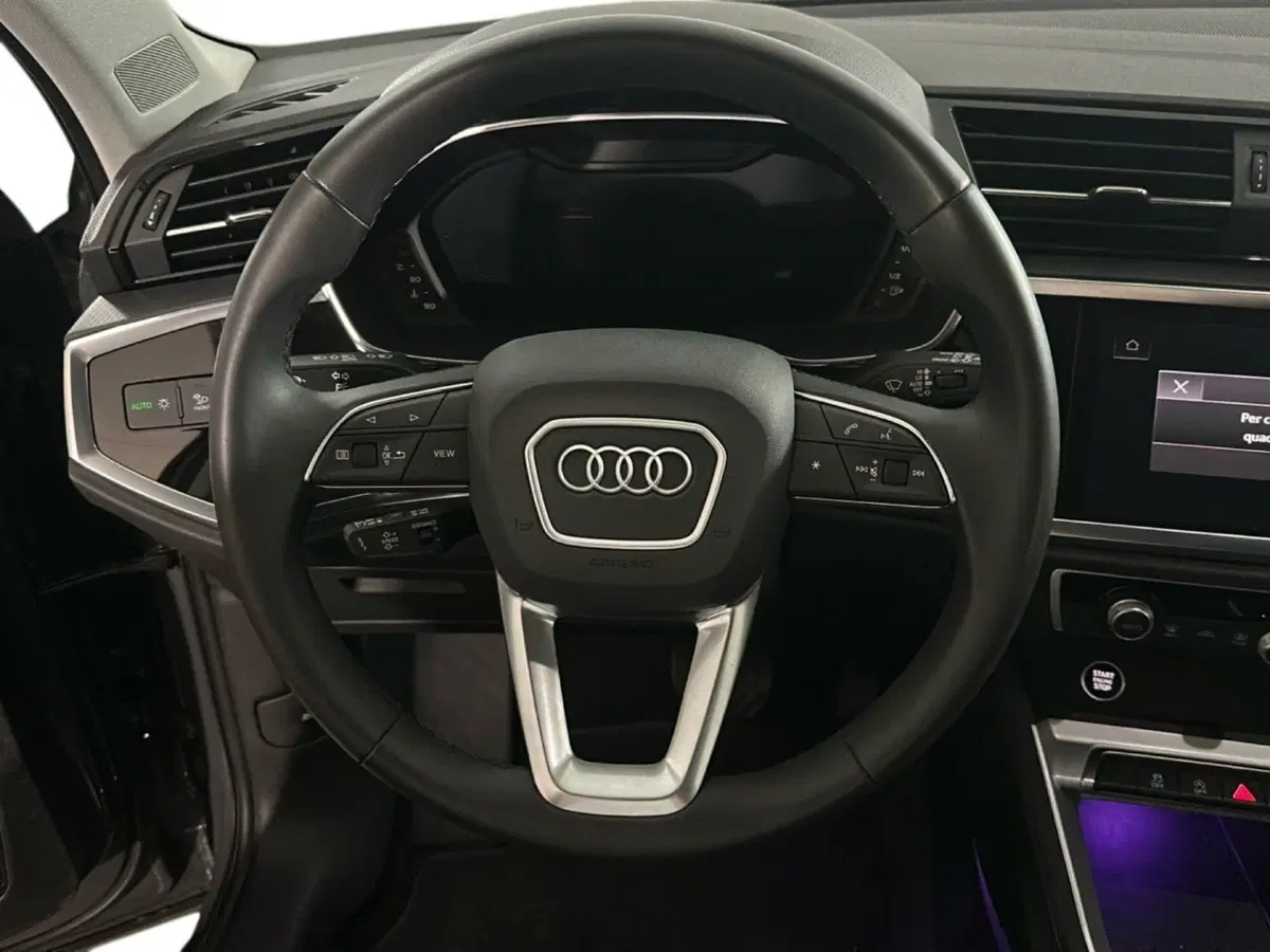 Audi Q3 usata a Napoli (11)