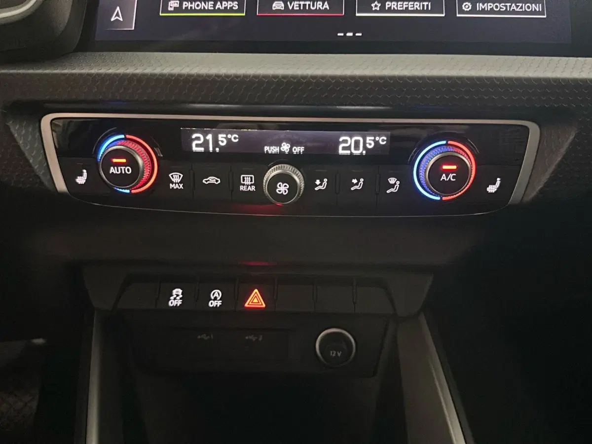 Audi A1 allstreet usata a Napoli (15)