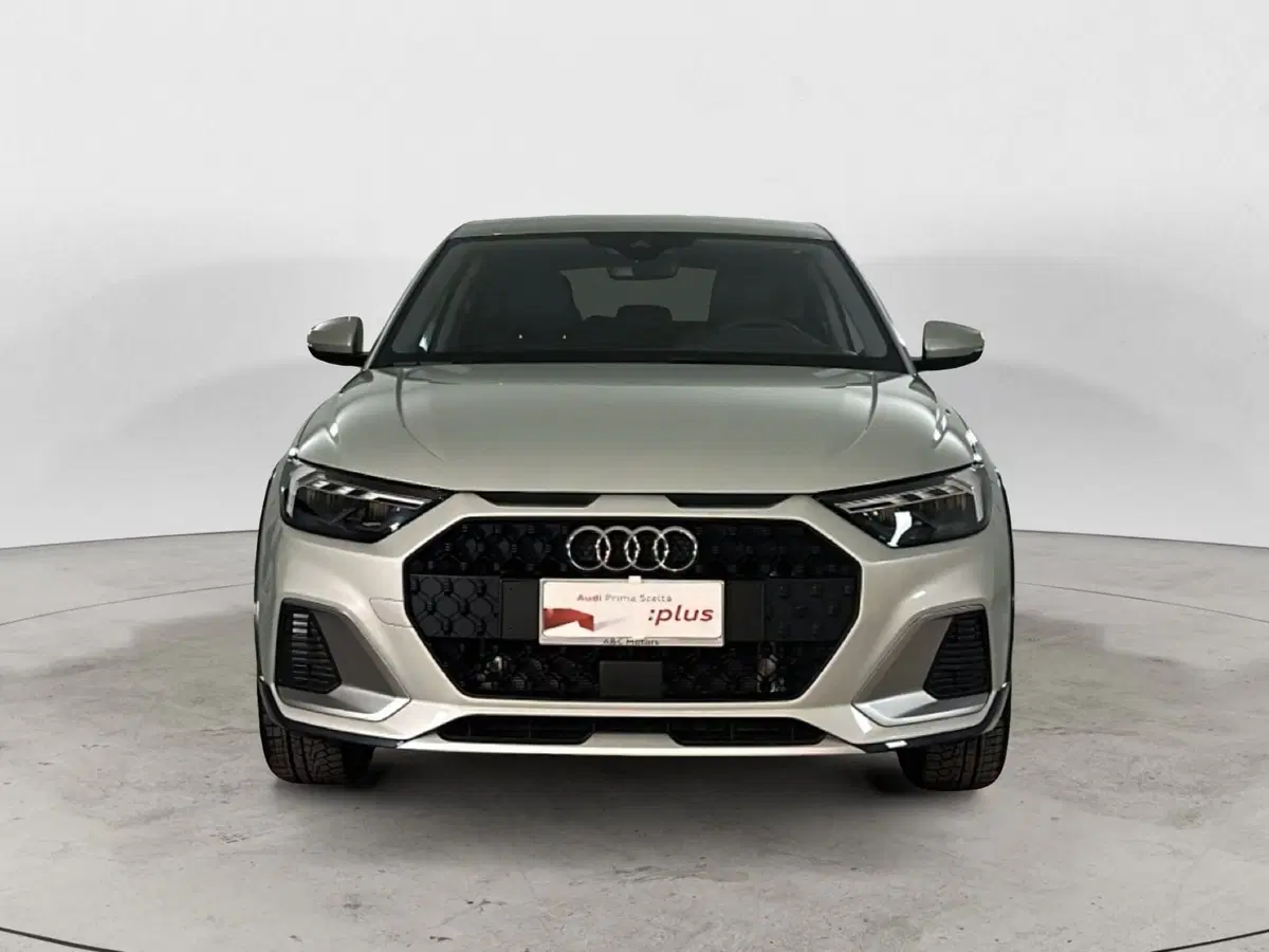 Audi A1 allstreet usata a Napoli (2)