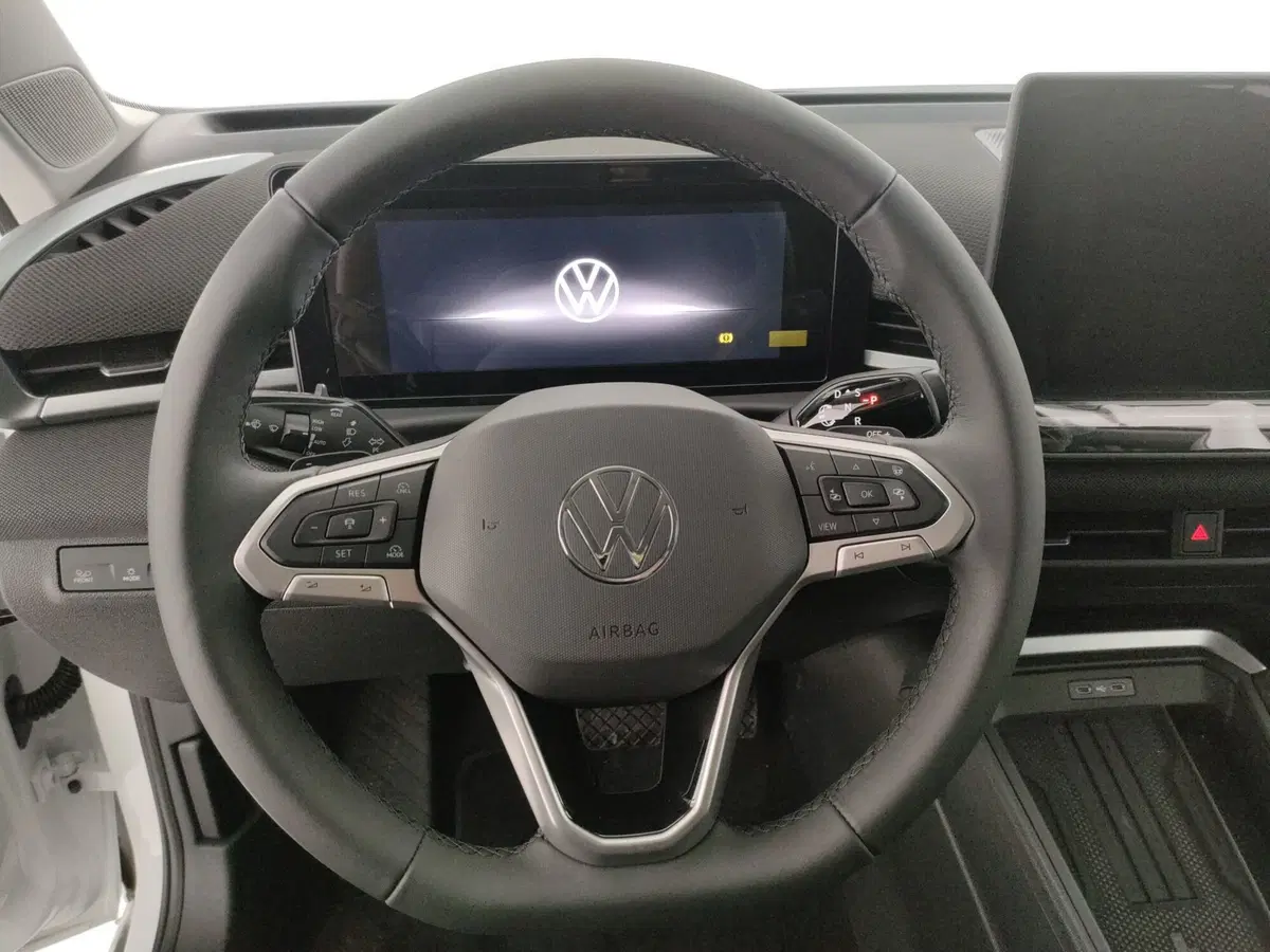 Volkswagen T-Roc nuova a Napoli (14)