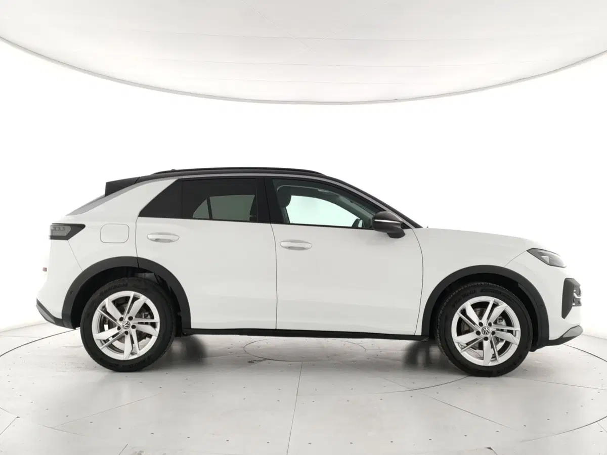 Volkswagen T-Roc nuova a Napoli (3)