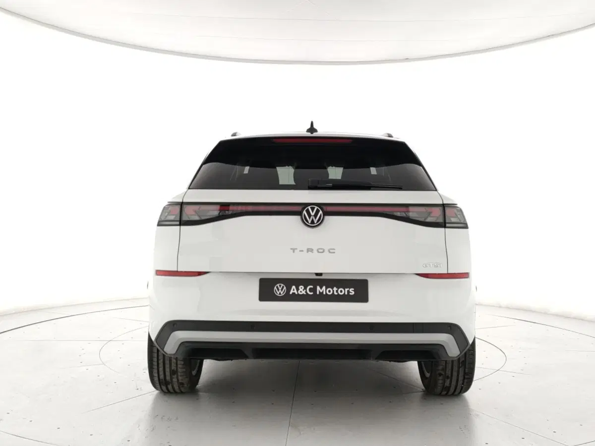 Volkswagen T-Roc nuova a Napoli (4)