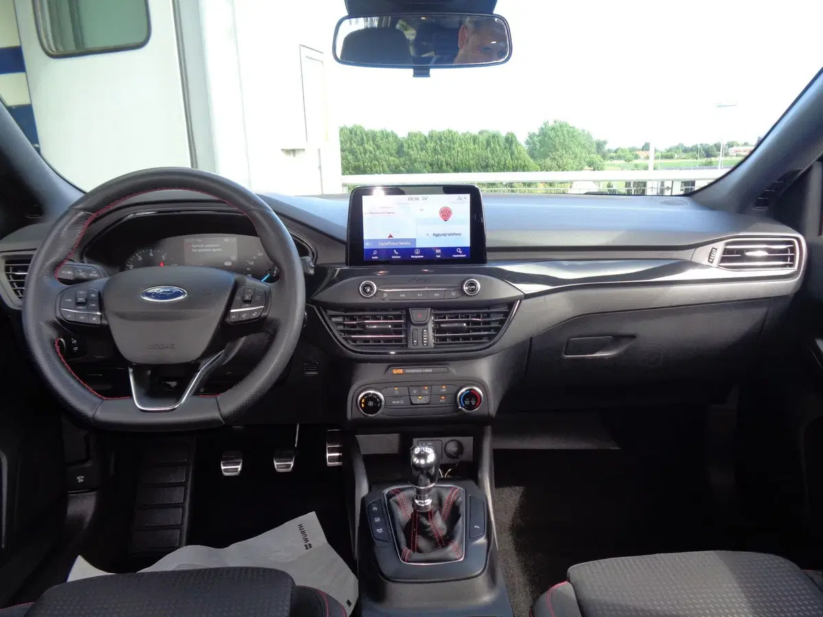 Ford Focus Station Wagon usata a Treviso (13)