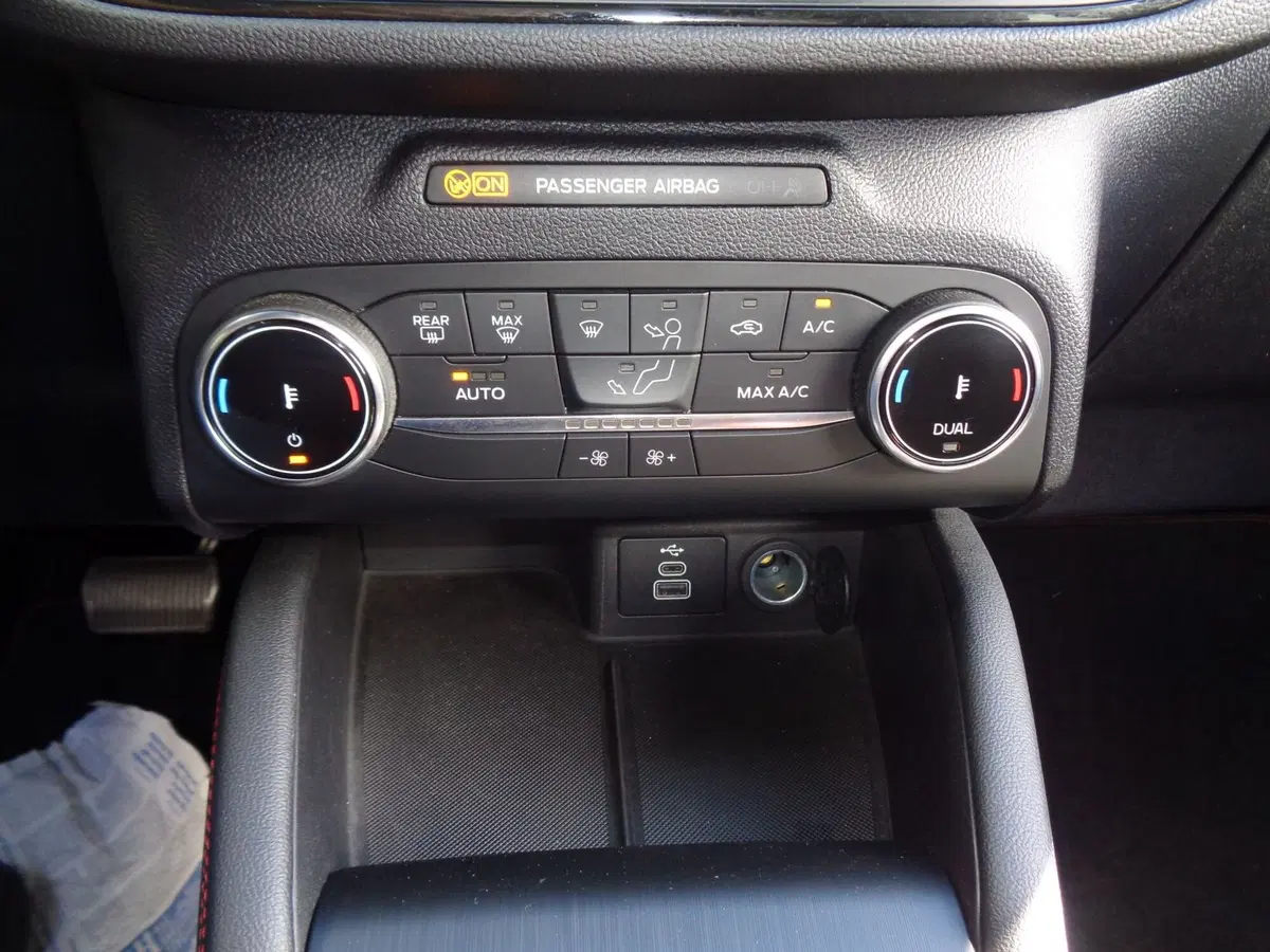 Ford Kuga usata a Treviso (17)