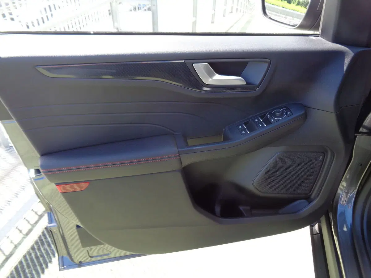 Ford Kuga usata a Treviso (8)