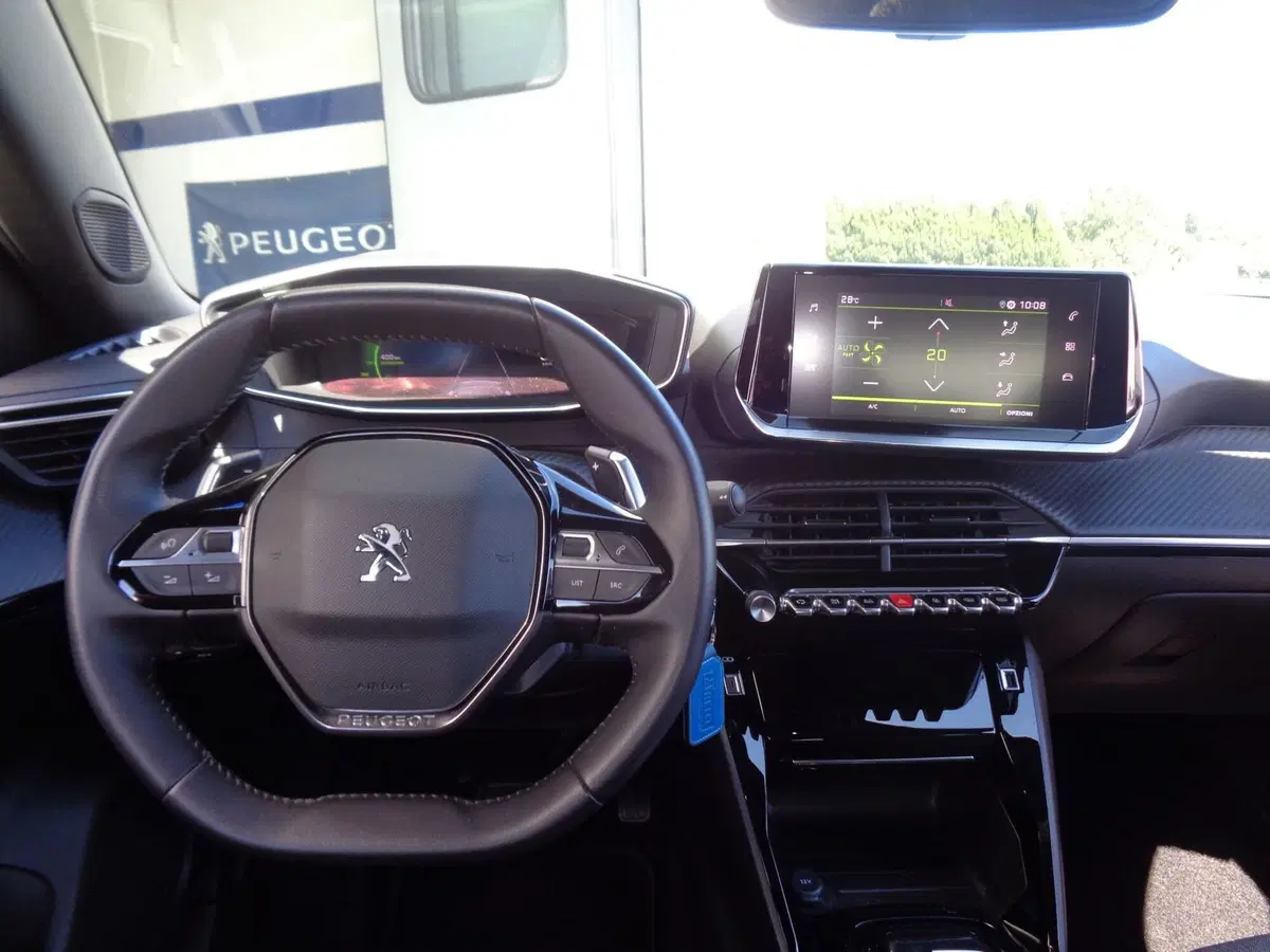 Peugeot 2008 usata a Treviso (13)