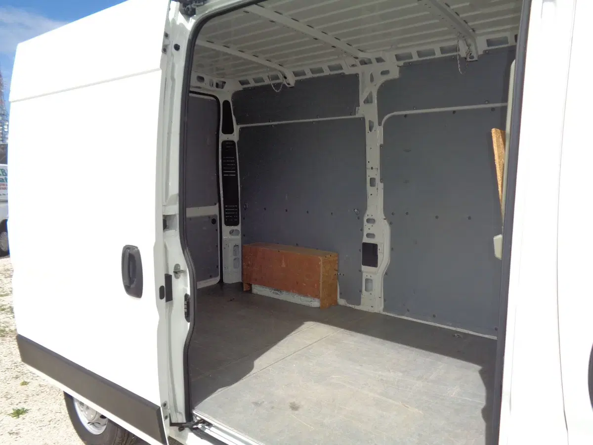 Peugeot Boxer Furgone usata a Treviso (9)