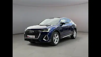 Audi Q3 Sportback 35 2.0 tdi S line edition s-tronic del 2025 usata a Palermo