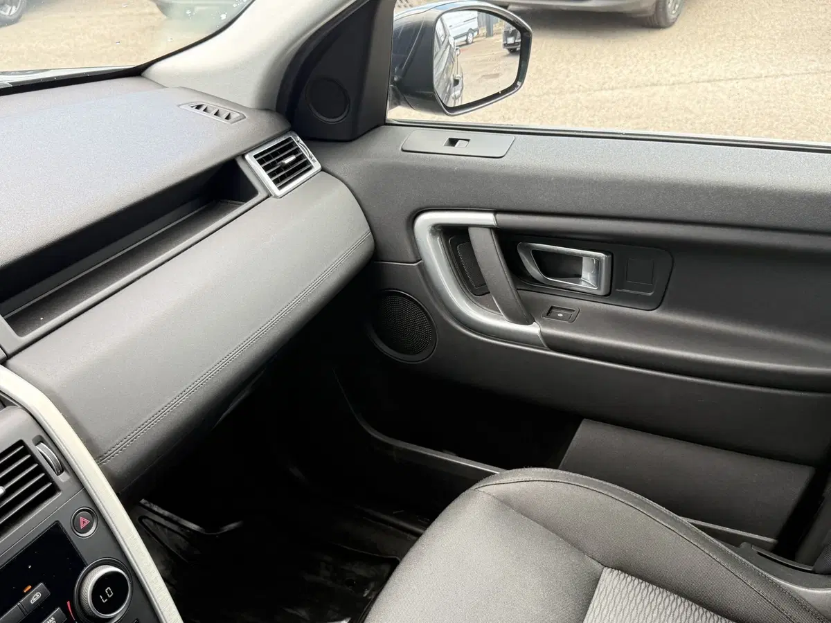 Land Rover Discovery Sport usata a Perugia (12)