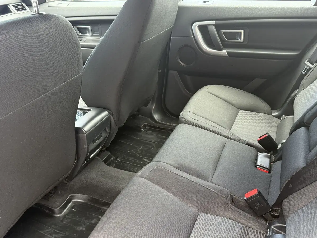 Land Rover Discovery Sport usata a Perugia (13)