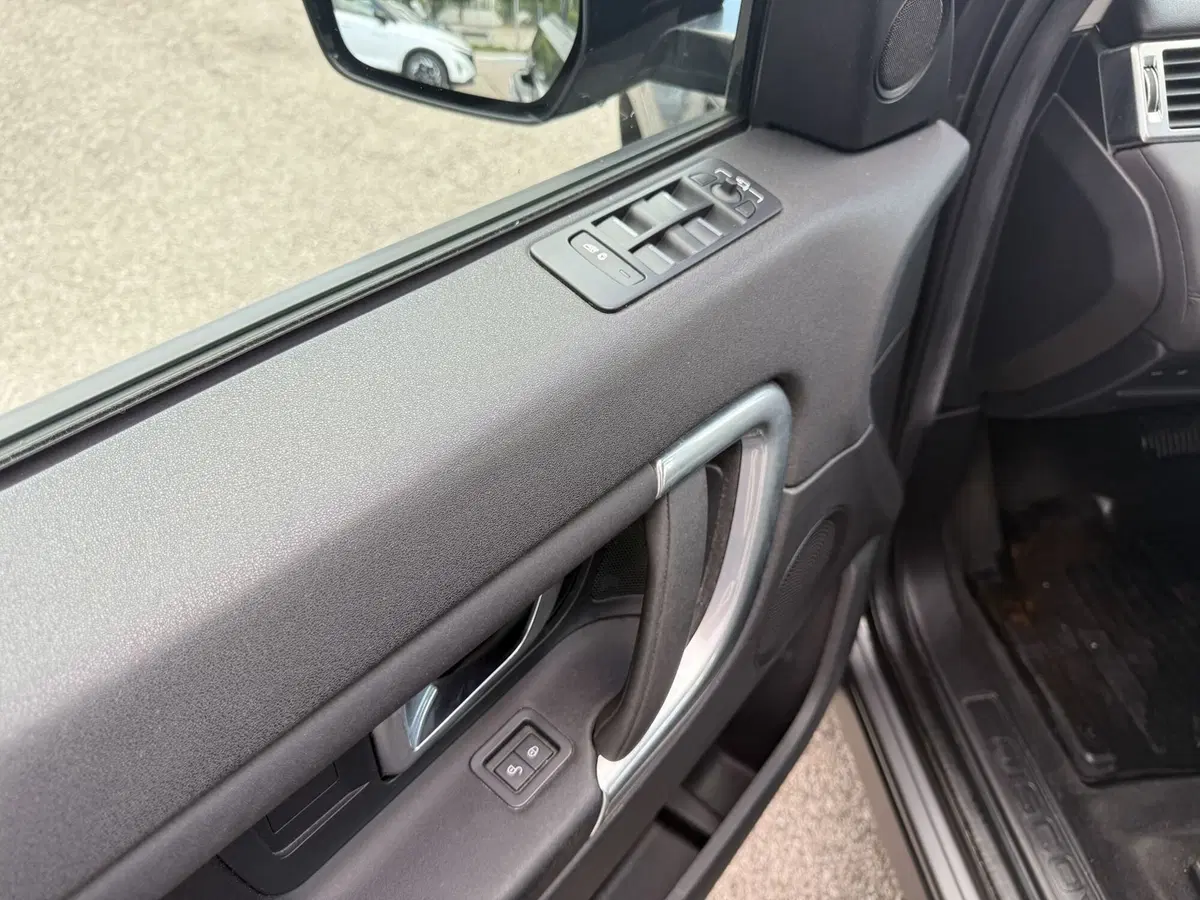 Land Rover Discovery Sport usata a Perugia (18)