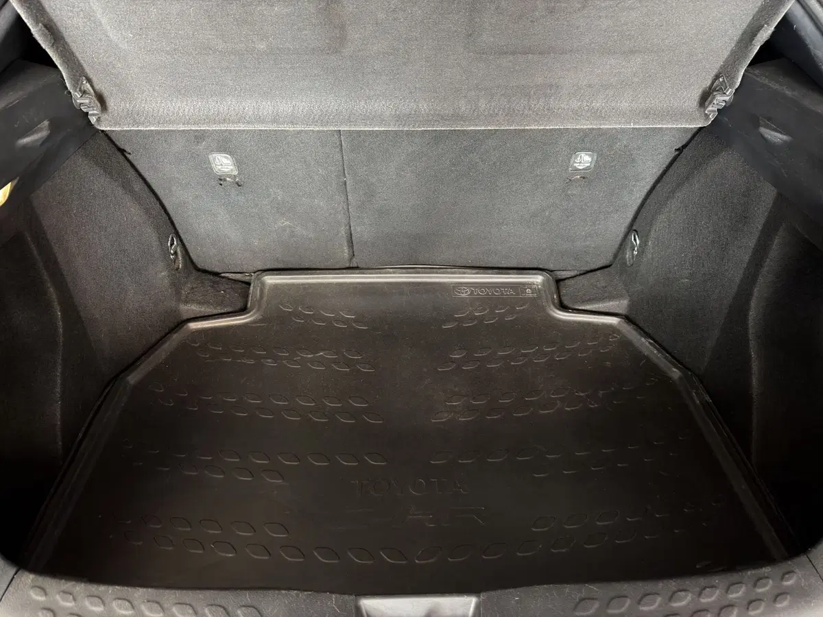 Toyota Toyota C-HR usata a Milano (9)