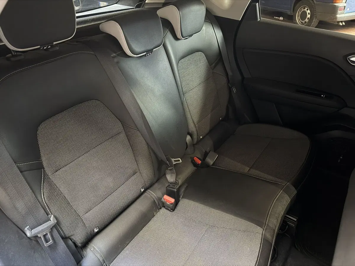 Renault Captur usata a Milano (17)