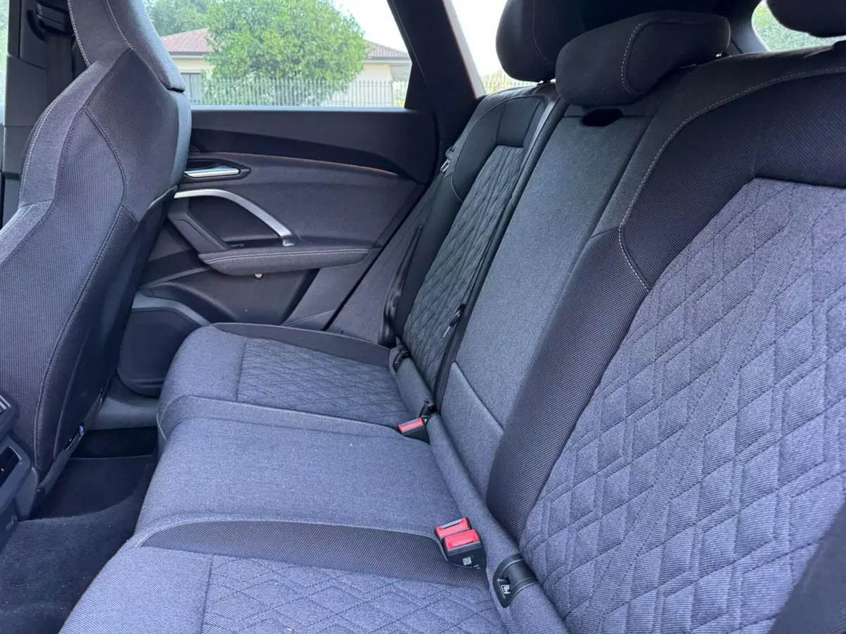 Audi Q5 usata a Salerno (7)