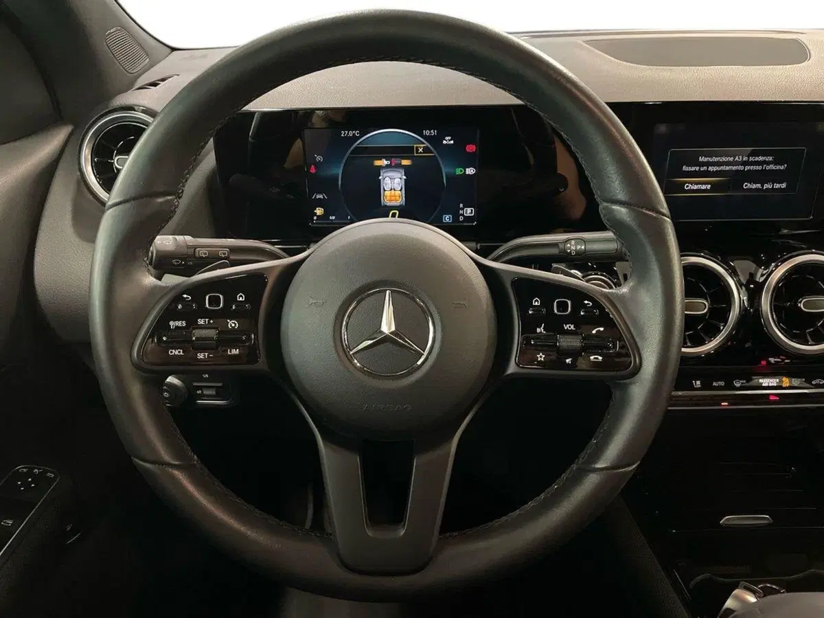 Mercedes-Benz GLA SUV usata a Prato (10)