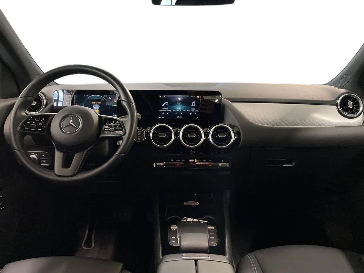 Mercedes-Benz GLA SUV usata a Prato (11)