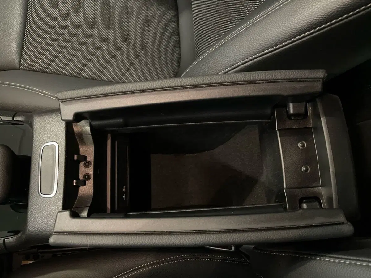 Mercedes-Benz GLA SUV usata a Prato (18)