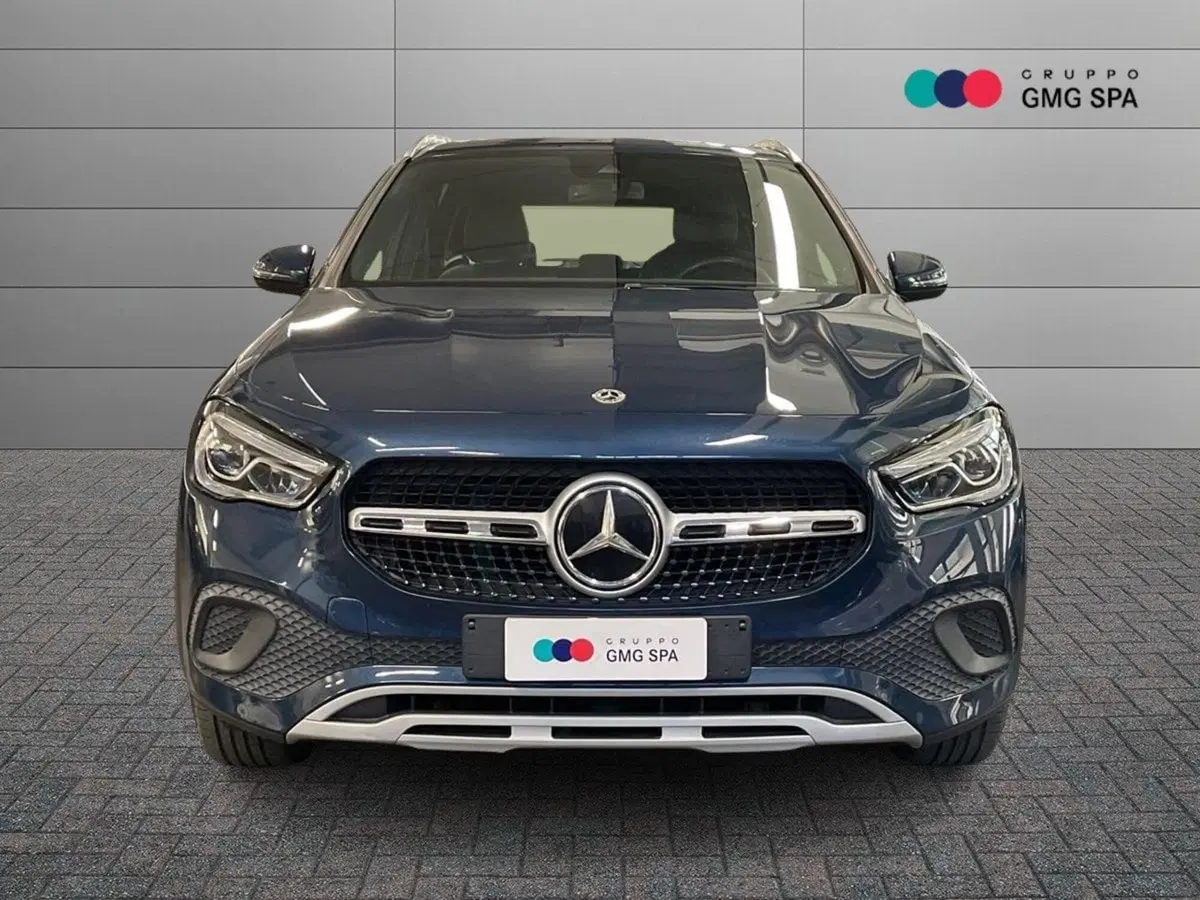 Mercedes-Benz GLA SUV usata a Prato (2)