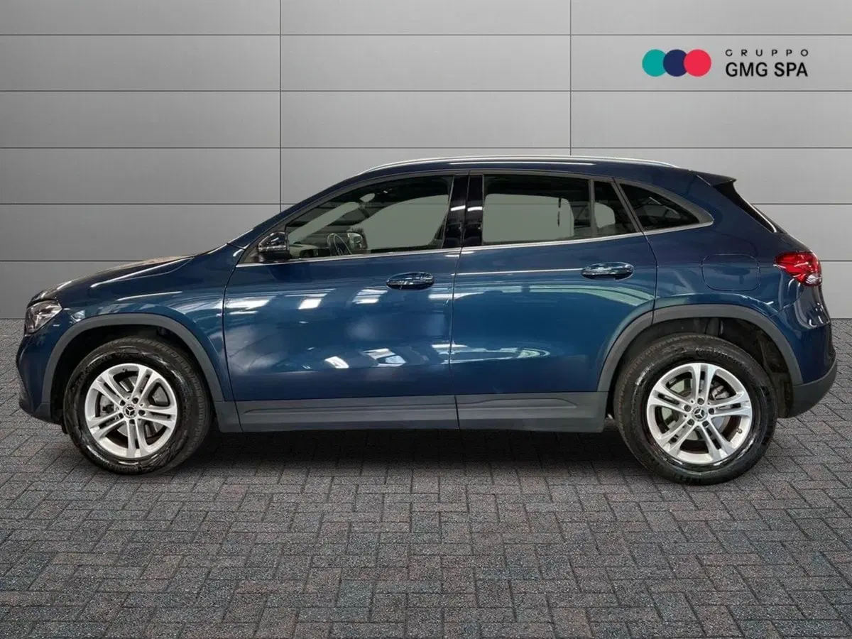 Mercedes-Benz GLA SUV usata a Prato (5)