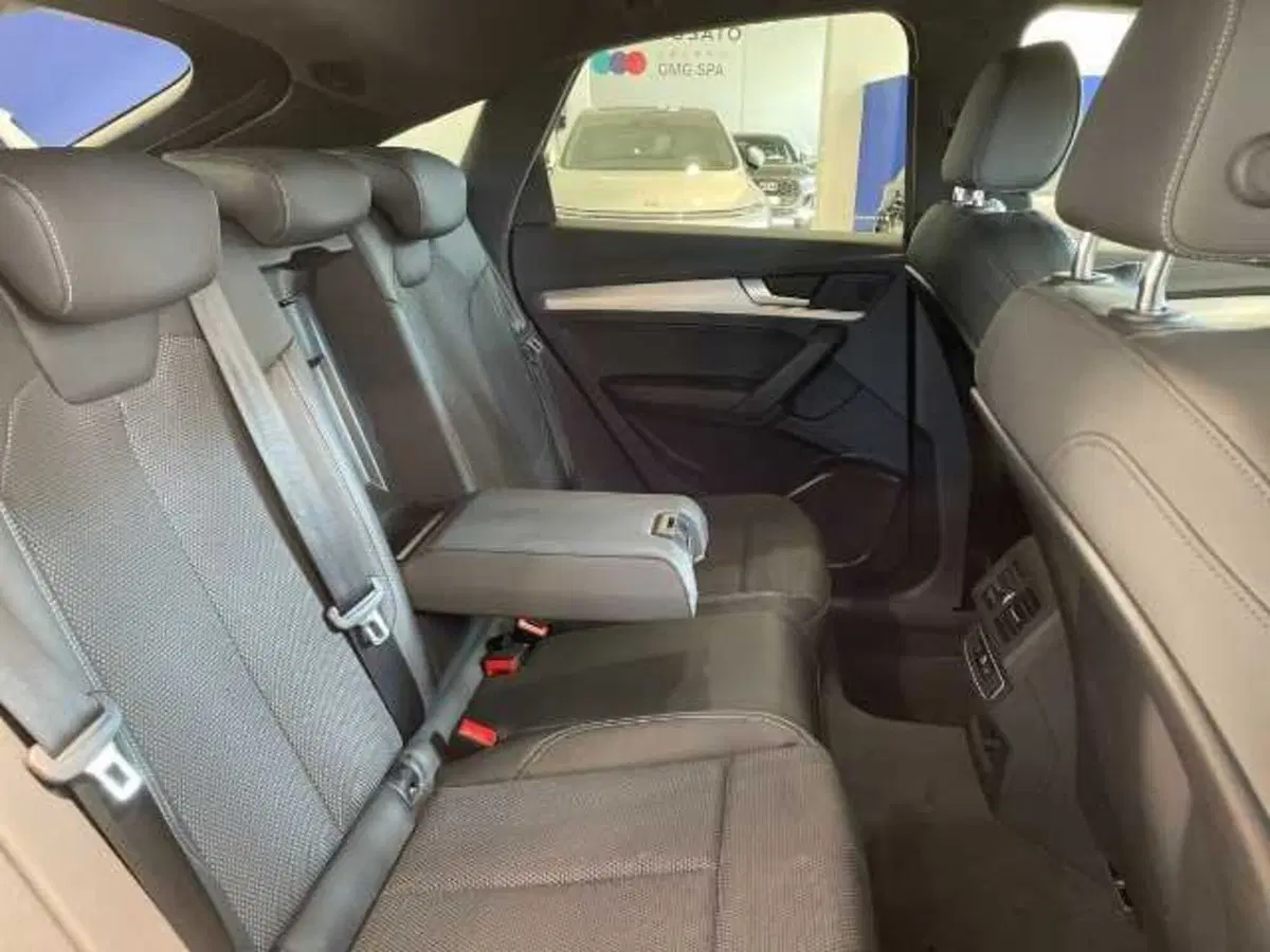 Audi Q5 Sportback usata a Pistoia (15)