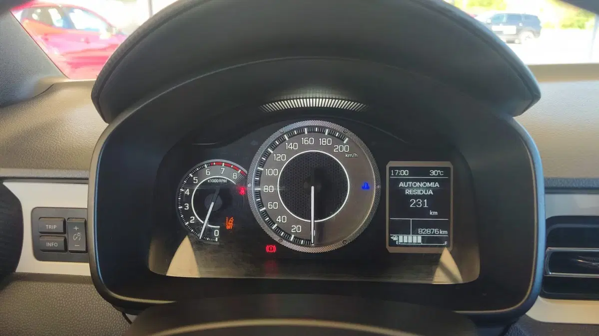 Suzuki Ignis usata a Firenze (2)