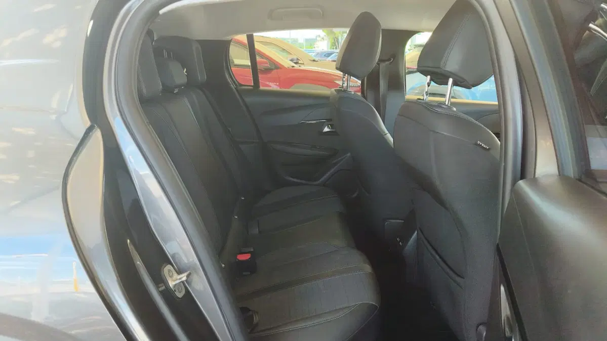 Peugeot 208 usata a Firenze (12)