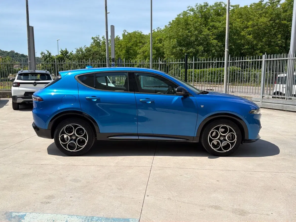 Alfa Romeo Tonale usata a Frosinone (7)