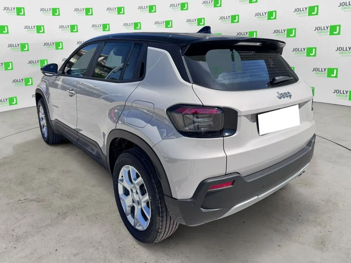 Jeep Avenger nuova a Frosinone (6)