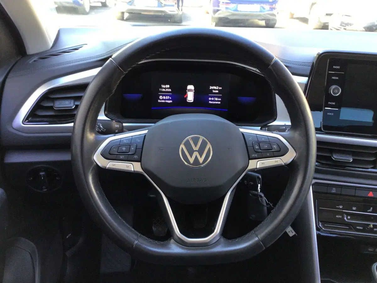 Volkswagen T-Roc usata a Genova (11)
