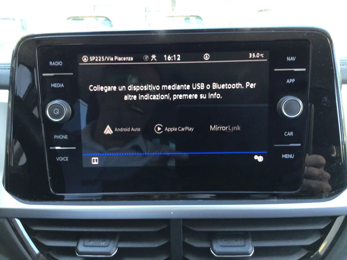 Volkswagen T-Roc usata a Genova (18)