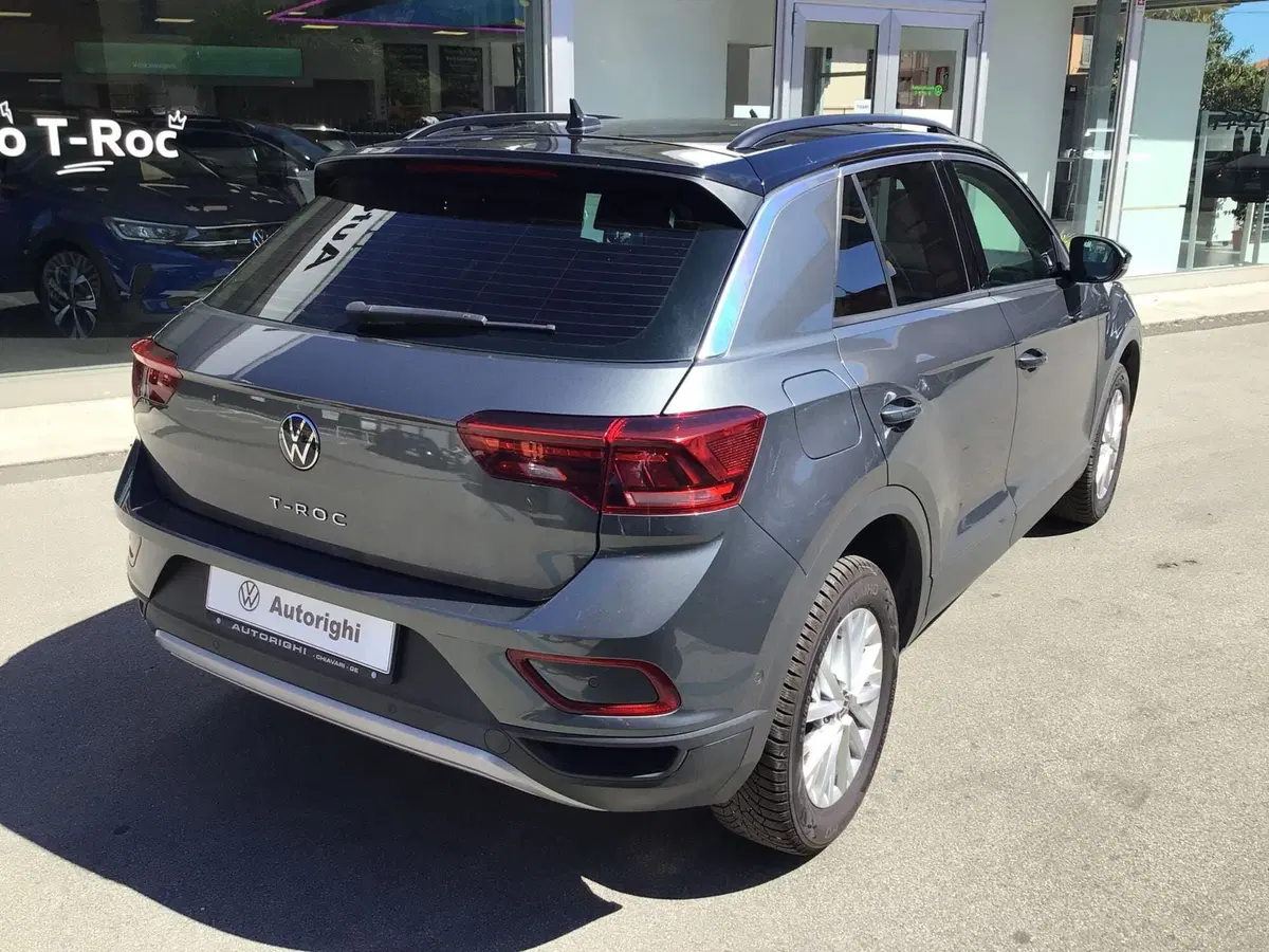 Volkswagen T-Roc usata a Genova (5)
