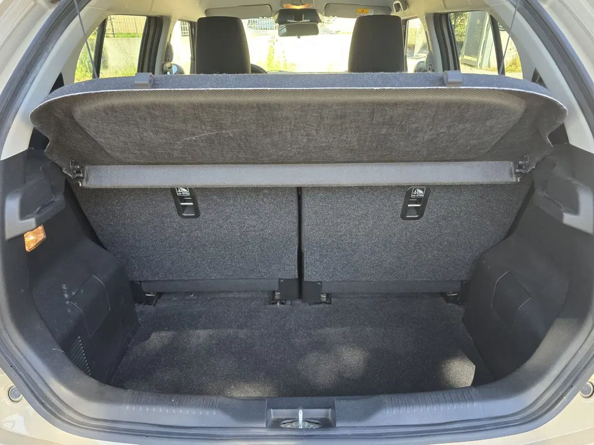 Suzuki Ignis usata a Massa-Carrara (13)