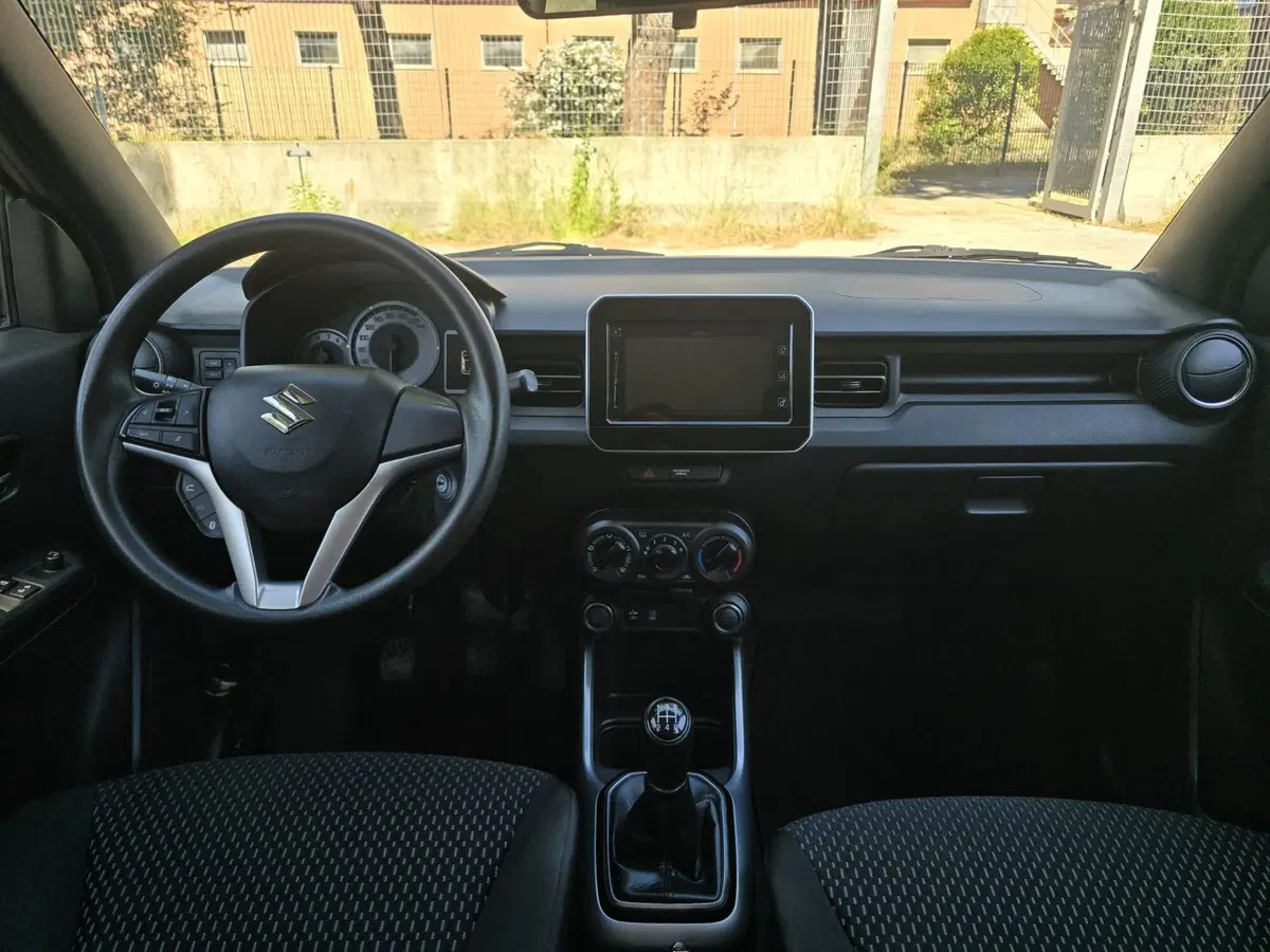 Suzuki Ignis usata a Massa-Carrara (5)