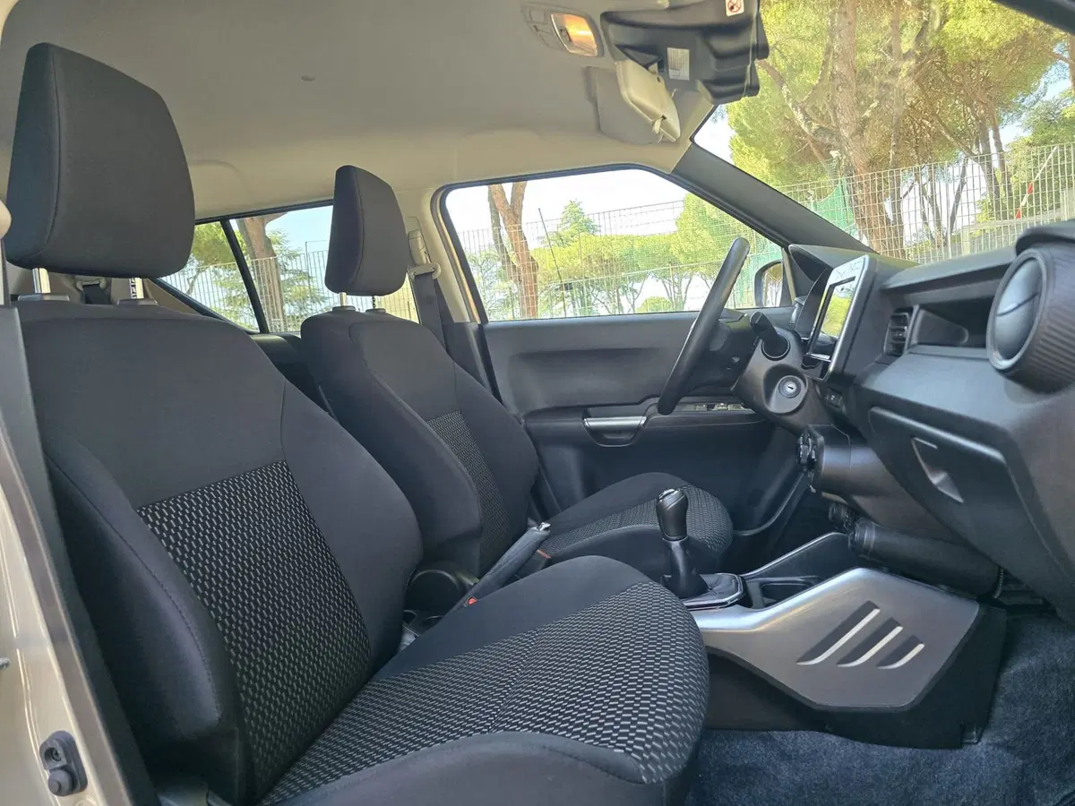 Suzuki Ignis usata a Massa-Carrara (6)