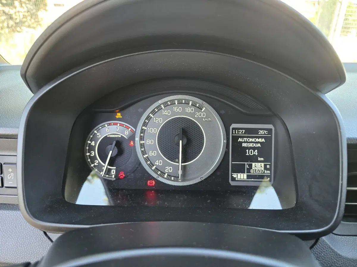 Suzuki Ignis usata a Massa-Carrara (9)