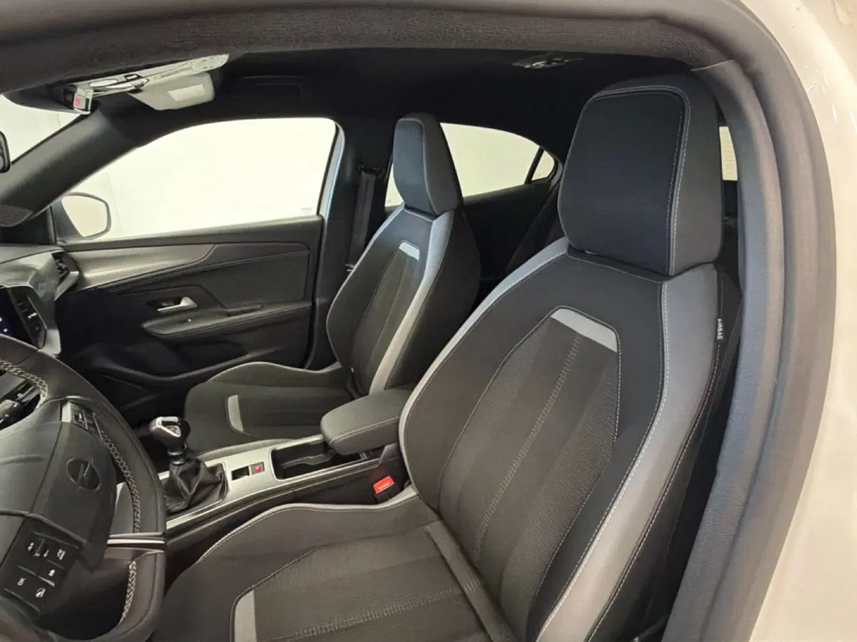 Opel Mokka usata a Palermo (6)