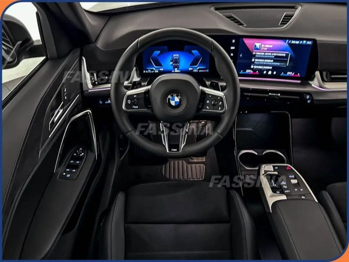 BMW X1 nuova a Milano (11)