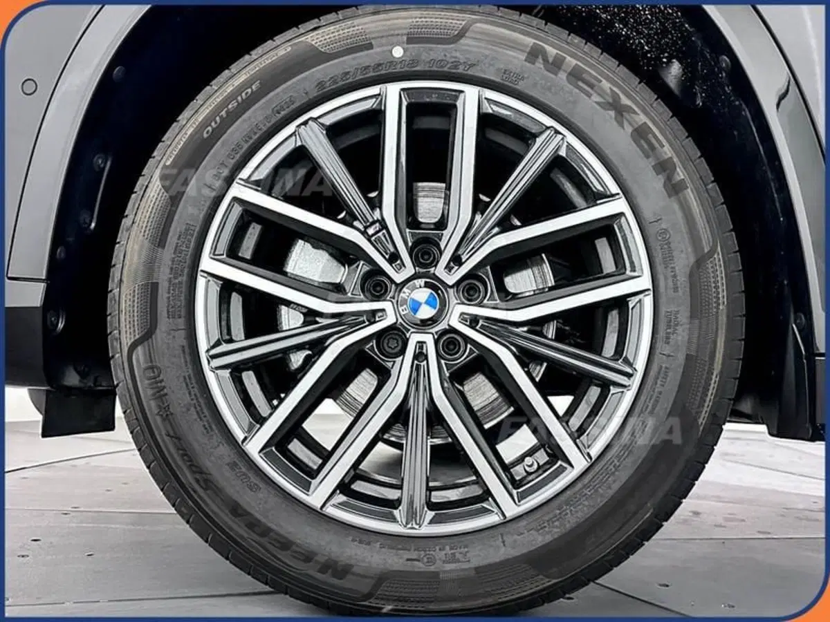 BMW X1 nuova a Milano (7)