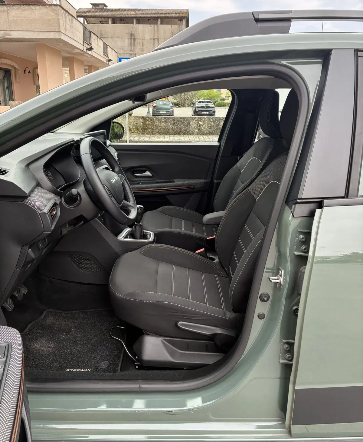 Dacia Sandero usata a Frosinone (10)