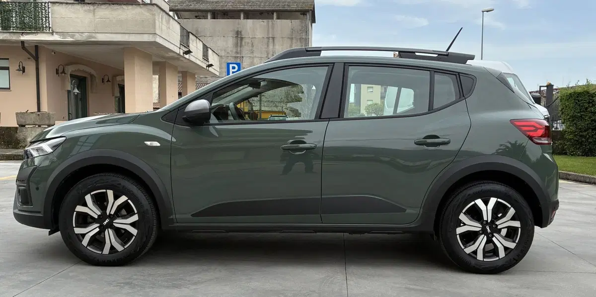 Dacia Sandero usata a Frosinone (3)