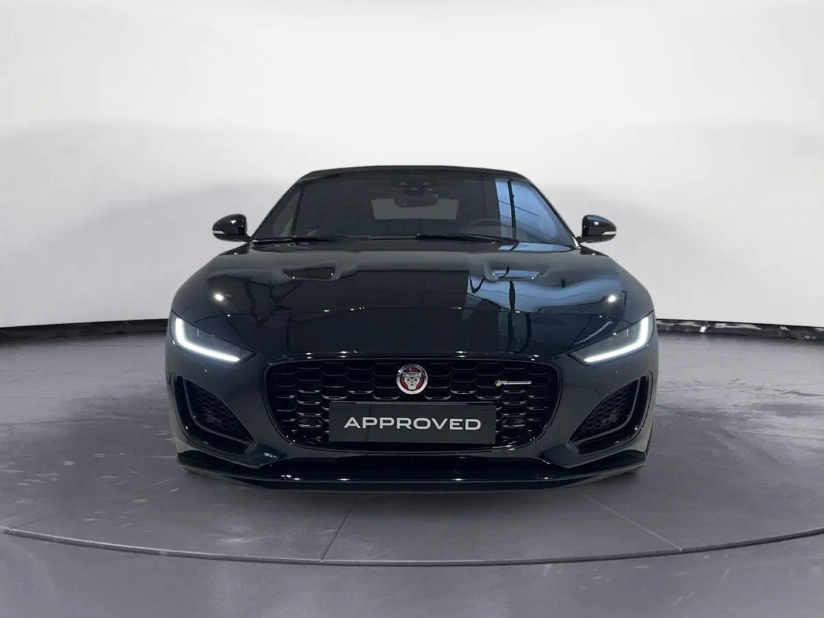 Jaguar F-Type Cabrio usata a Salerno (8)