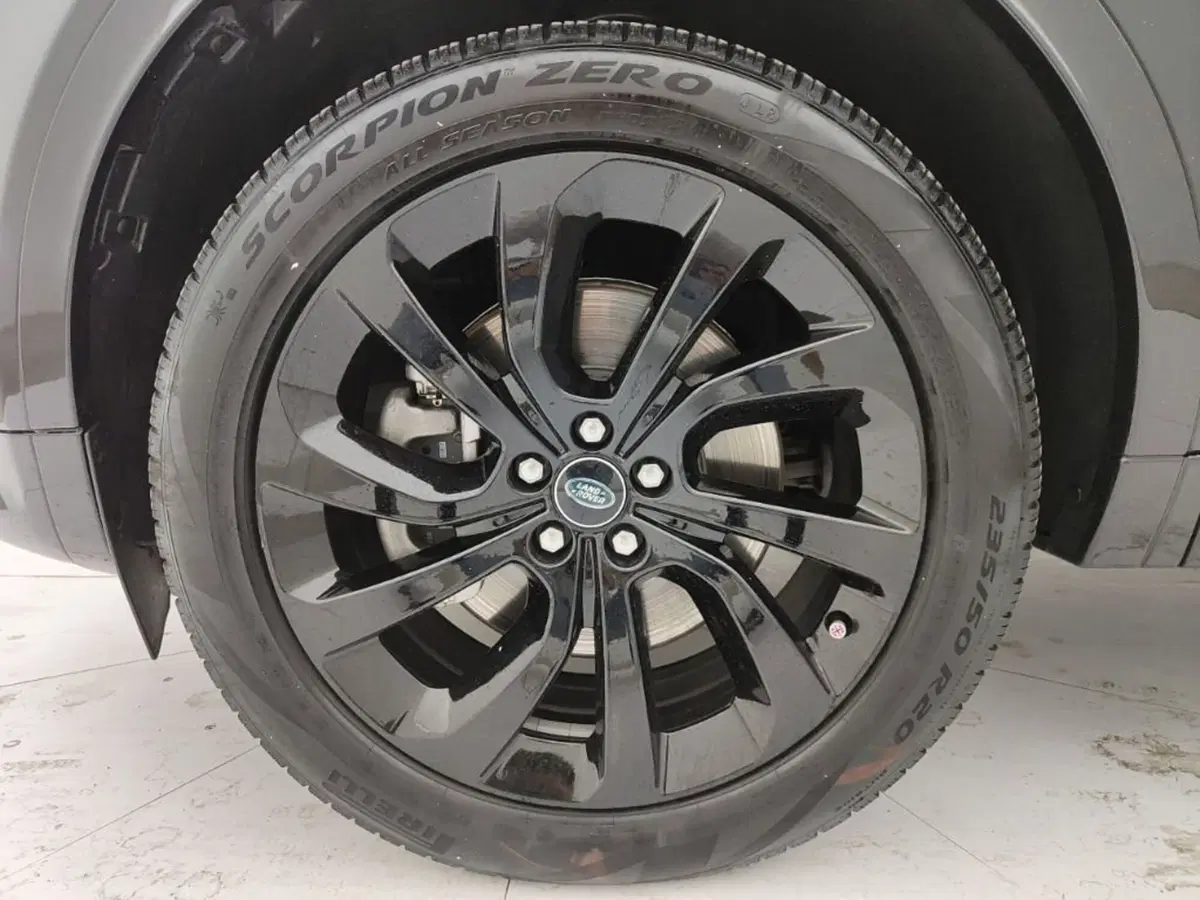 Land Rover Discovery Sport usata a Ragusa (9)