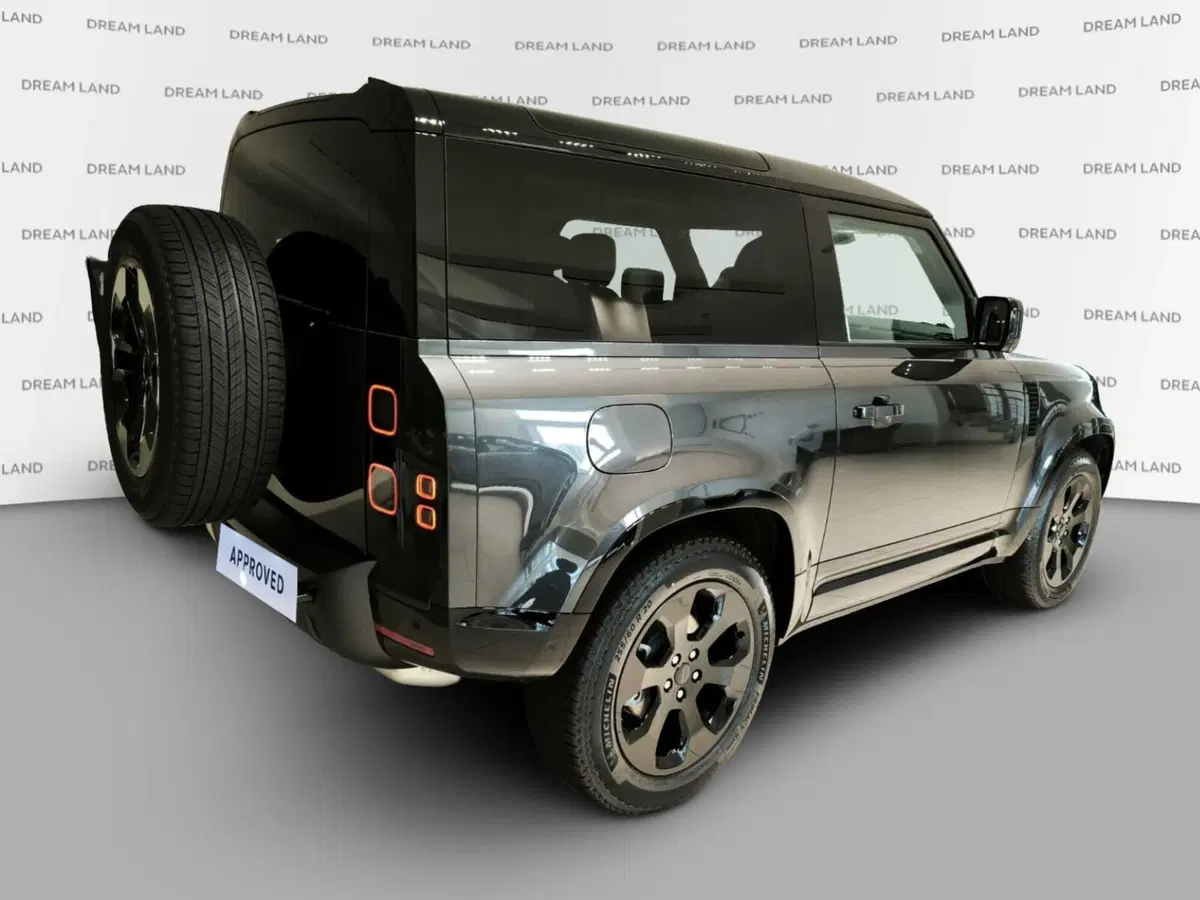 Land Rover Defender nuova a Firenze (2)