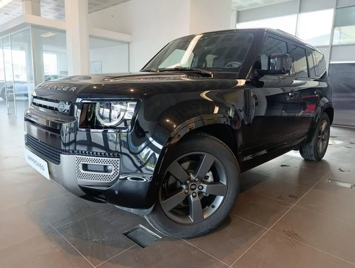 Land Rover Defender usata a Pesaro-Urbino