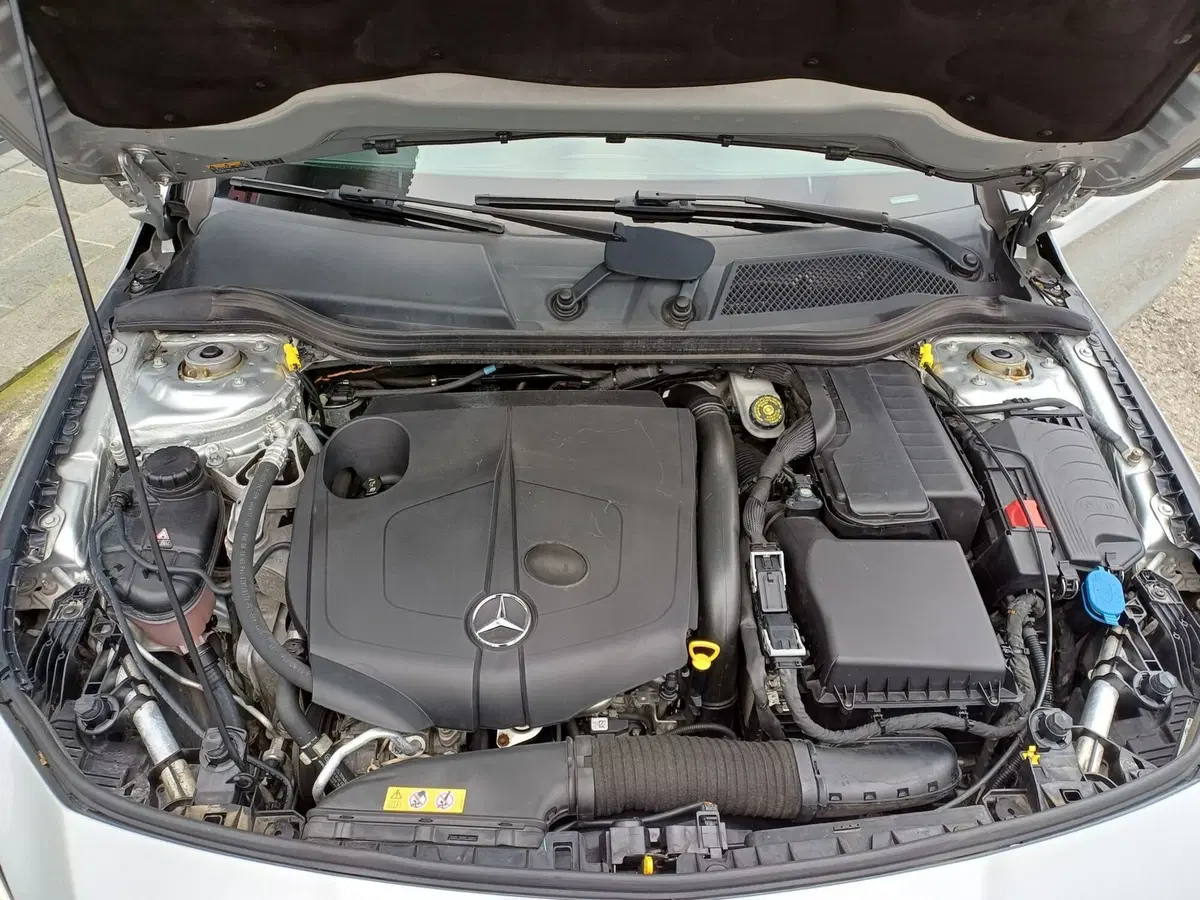 Mercedes-Benz CLA Shooting Brake usata a Modena (20)
